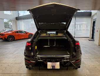 LAMBORGHINI URUS 2025 Image 50