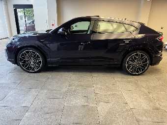 LAMBORGHINI URUS 2025 Image 8