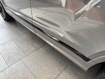 BENTLEY BENTAYGA 2023 Image 13