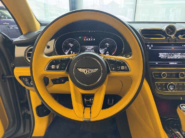 BENTLEY BENTAYGA 2023 Image 51