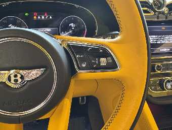BENTLEY BENTAYGA 2023 Image 46