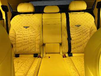 BENTLEY BENTAYGA 2023 Image 52