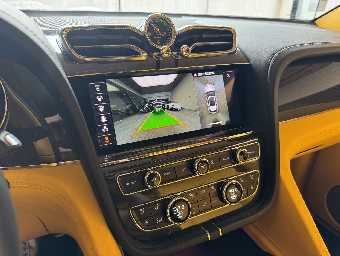 BENTLEY BENTAYGA 2023 Image 53