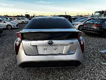 TOYOTA PRIUS 2017 Image 5