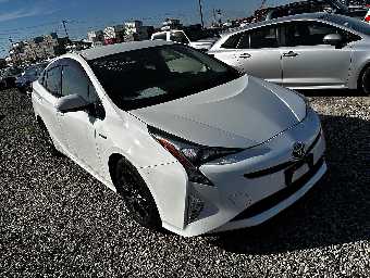 TOYOTA PRIUS 2018 Image 1