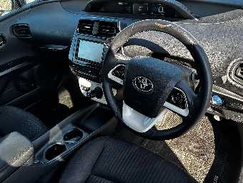 TOYOTA PRIUS 2018 Image 7