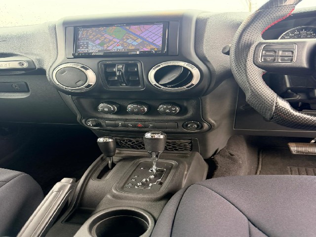 JEEP WRANGLER UNLIMITED 2014 Image 19