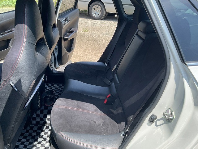 SUBARU IMPREZA 2012 Image 32