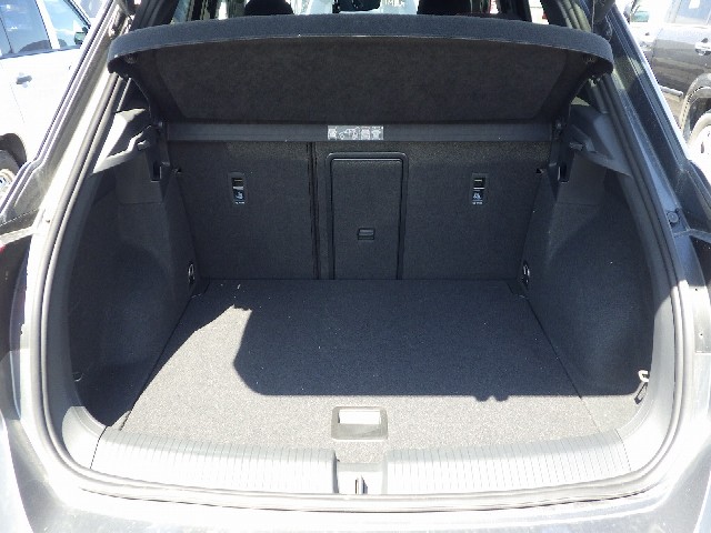 VOLKSWAGEN T-ROC 2021 Image 46