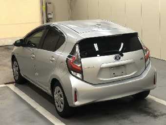TOYOTA AQUA 2019 Image 3