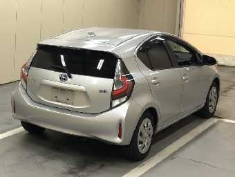 TOYOTA AQUA 2019 Image 4