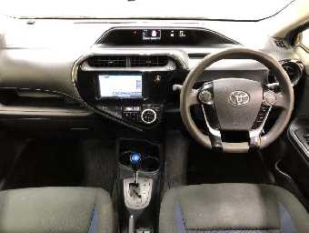 TOYOTA AQUA 2019 Image 5