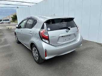 TOYOTA AQUA 2019 Image 3