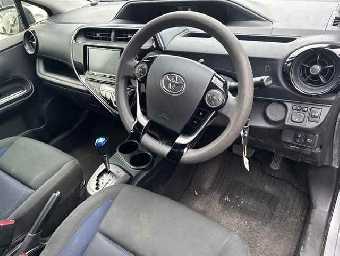 TOYOTA AQUA 2019 Image 4