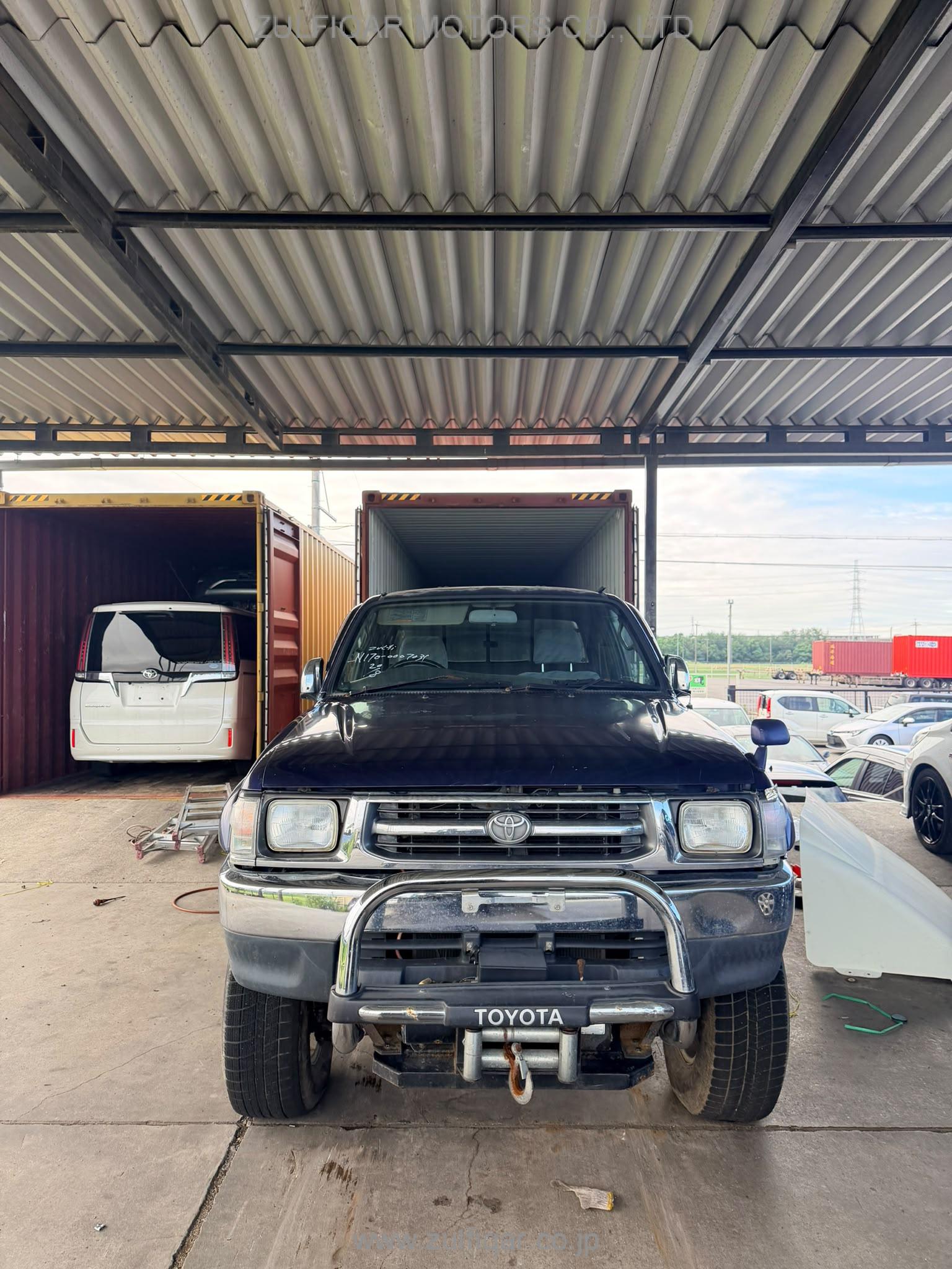 TOYOTA HILUX SPORTS PICK UP 1998 Image 2