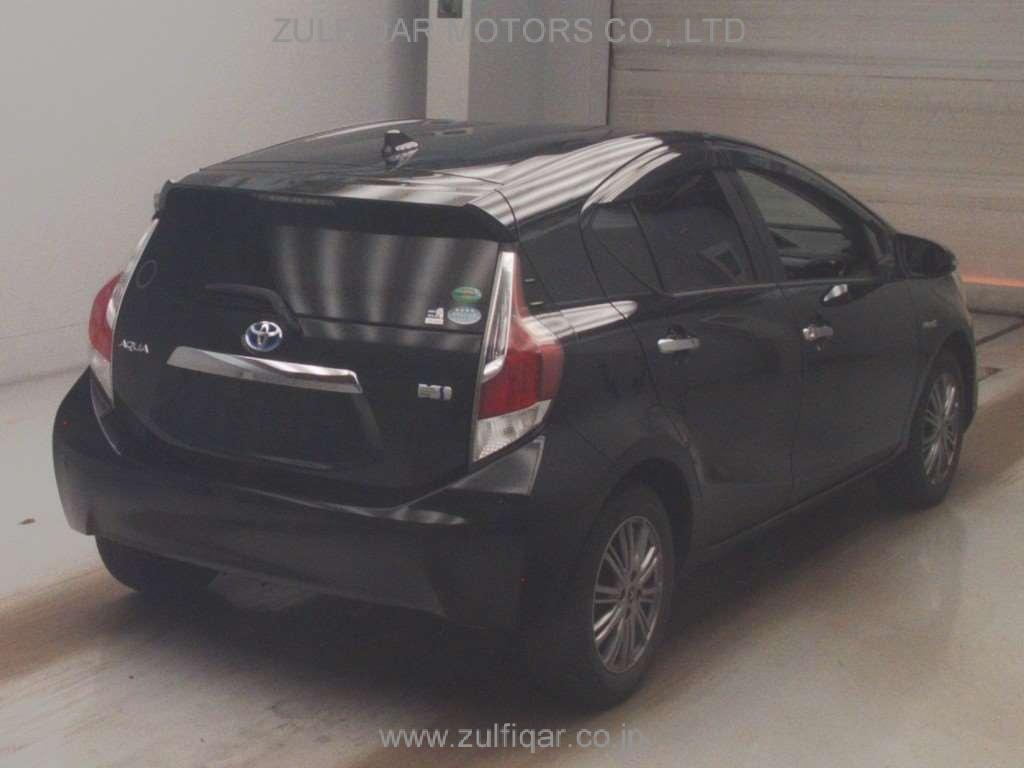 TOYOTA AQUA 2017 Image 2