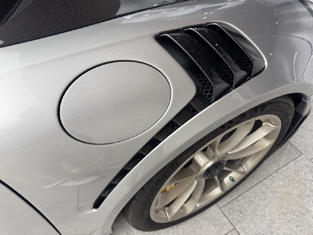 PORSCHE 911 2019 Image 26