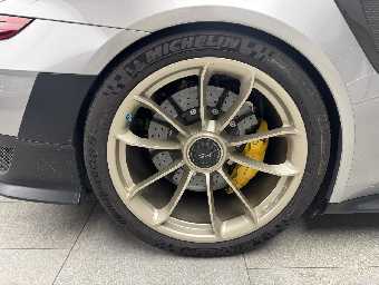PORSCHE 911 2019 Image 23