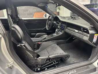 PORSCHE 911 2019 Image 30