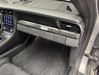 PORSCHE 911 2019 Image 35