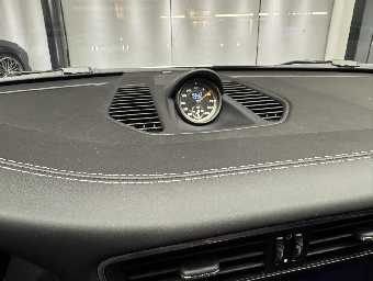 PORSCHE 911 2019 Image 40