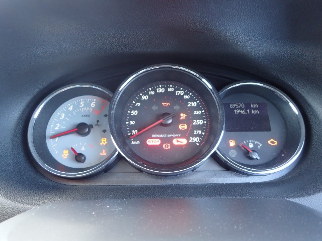 RENAULT MEGANE 2015 Image 24