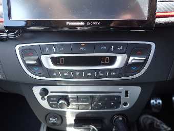 RENAULT MEGANE 2015 Image 22