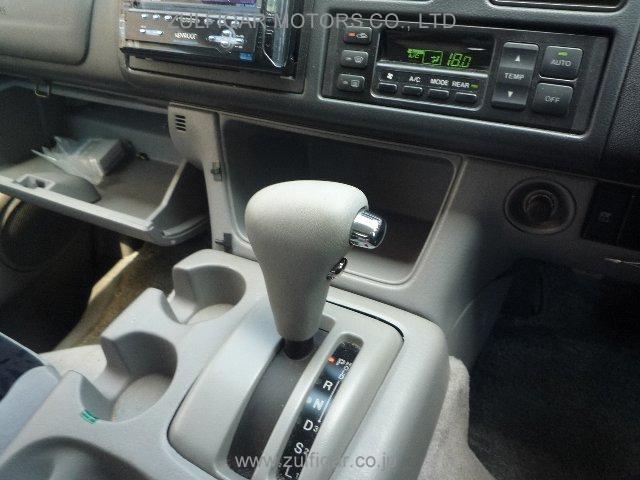 MAZDA BONGO FRIENDEE 2003 Image 11