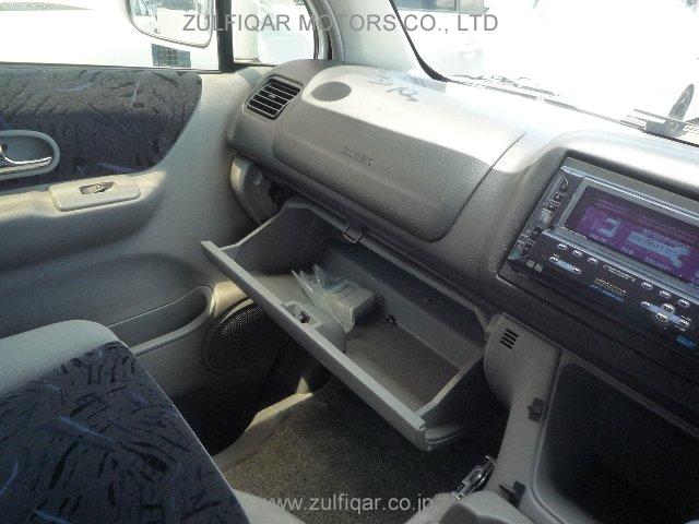 MAZDA BONGO FRIENDEE 2003 Image 12