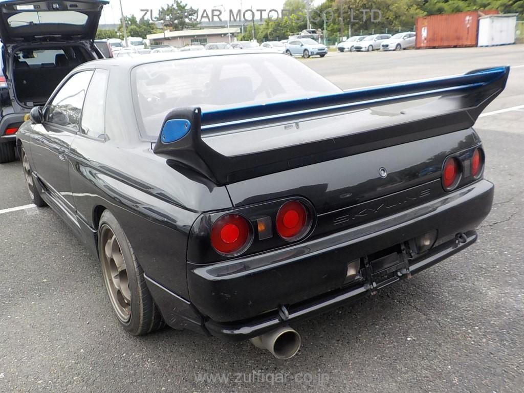 NISSAN SKYLINE 1990 Image 3