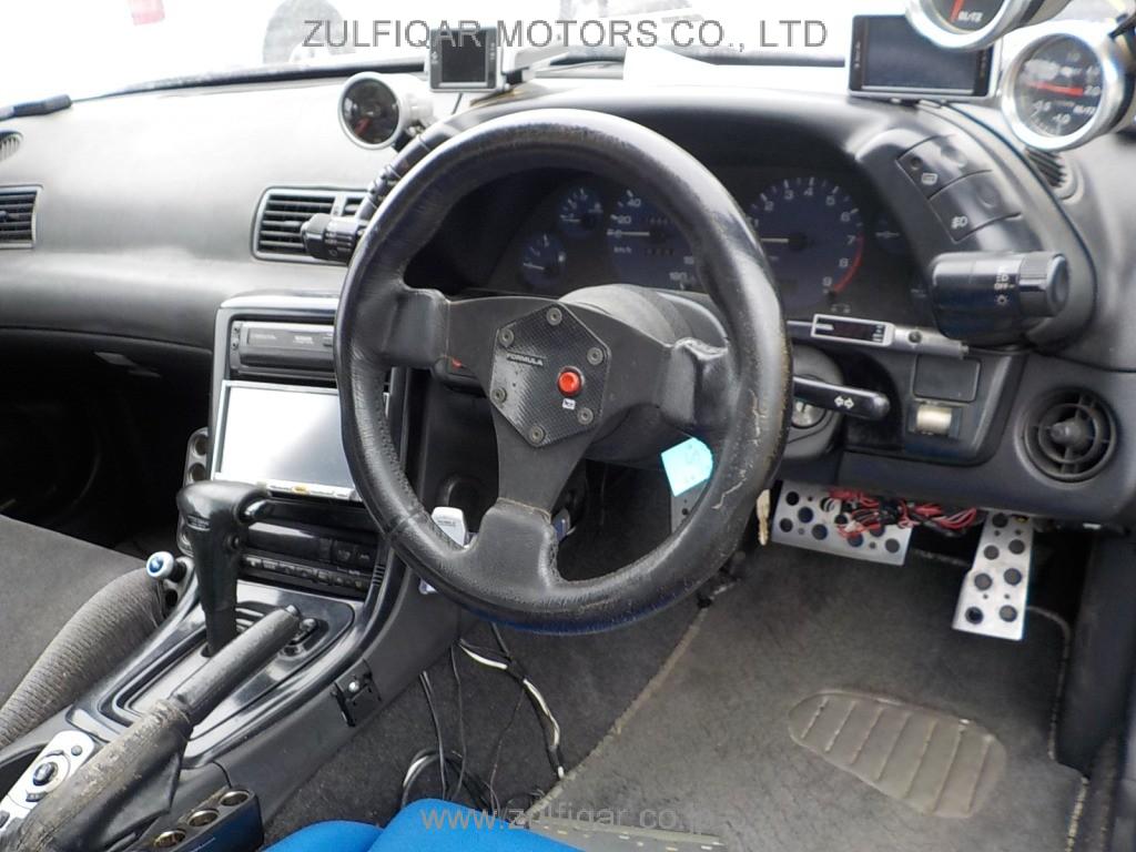 NISSAN SKYLINE 1990 Image 6