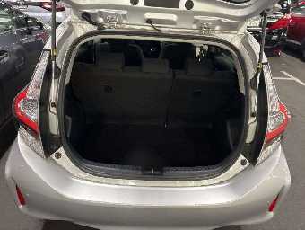 TOYOTA AQUA 2021 Image 15