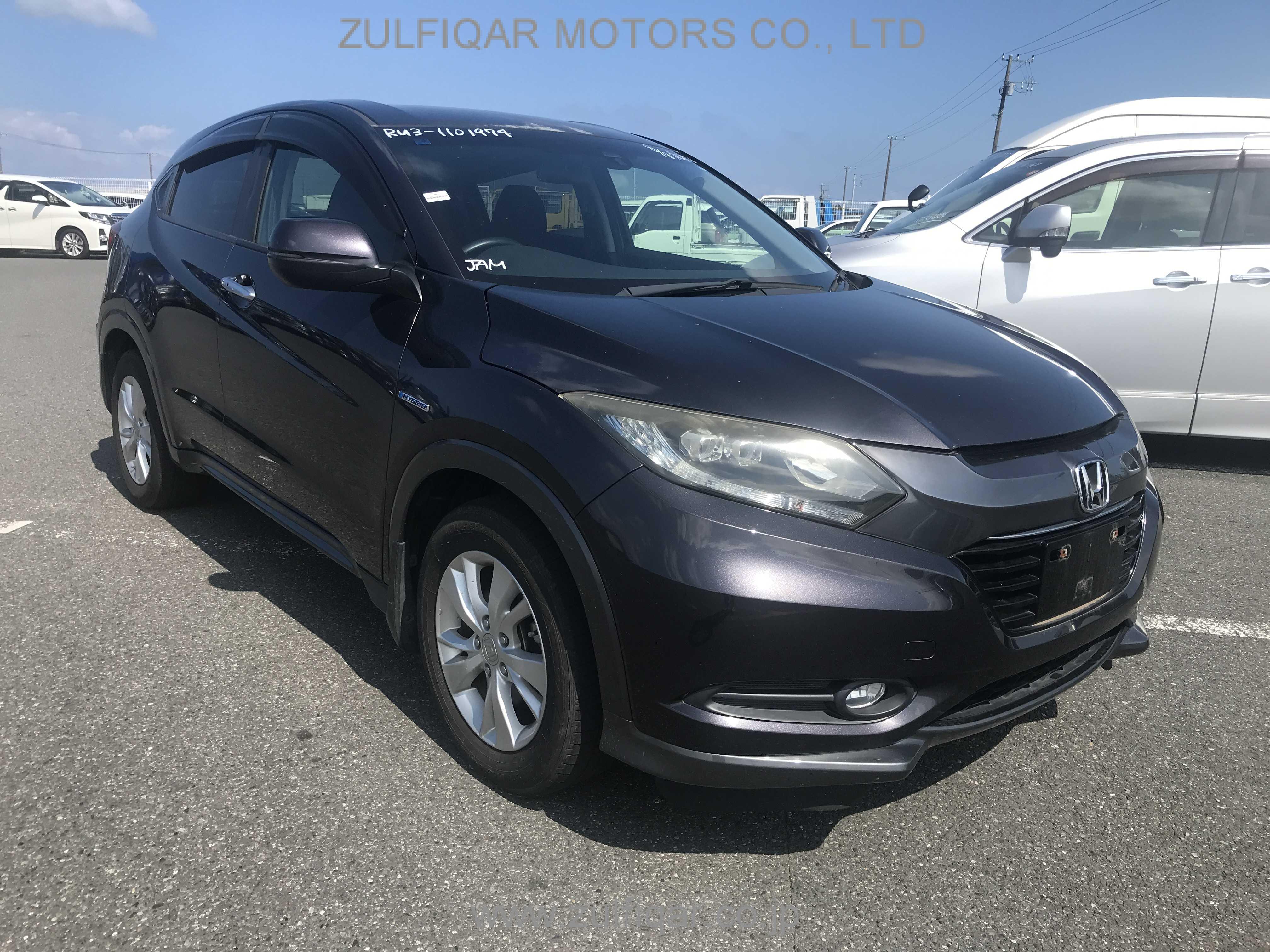 HONDA VEZEL 2015 Image 2