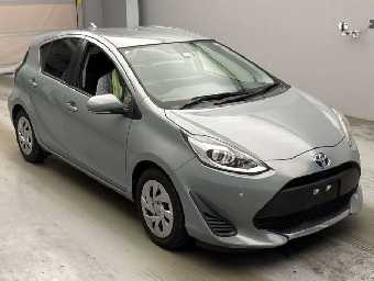 TOYOTA AQUA 2021 Image 3