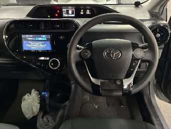 TOYOTA AQUA 2021 Image 9