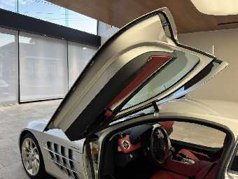 MERCEDES BENZ SLR MCLAREN 2006 Image 12
