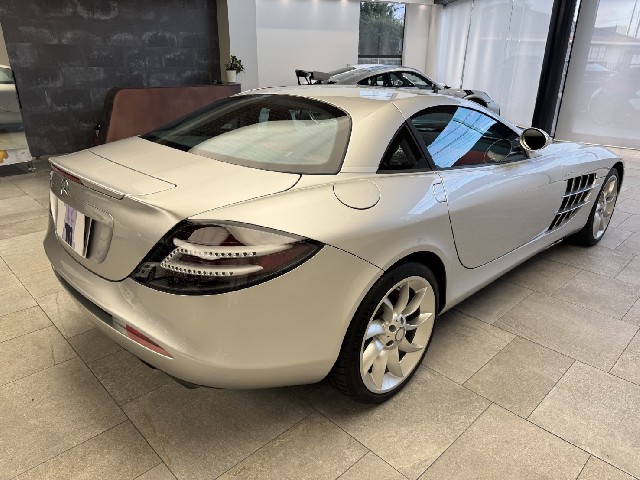 MERCEDES BENZ SLR MCLAREN 2006 Image 27