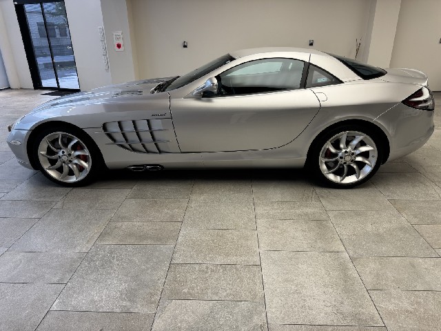 MERCEDES BENZ SLR MCLAREN 2006 Image 30