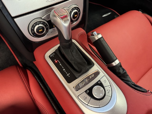 MERCEDES BENZ SLR MCLAREN 2006 Image 48