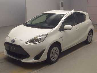 TOYOTA AQUA 2019 Image 1
