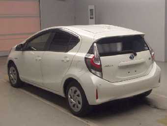 TOYOTA AQUA 2019 Image 4
