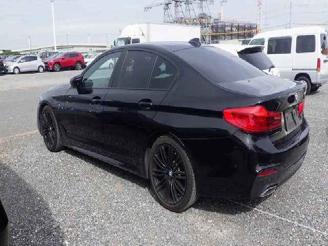 BMW 5 SERIES 2019 Image 46