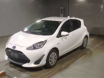 TOYOTA AQUA 2019 Image 1