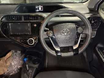 TOYOTA AQUA 2019 Image 6