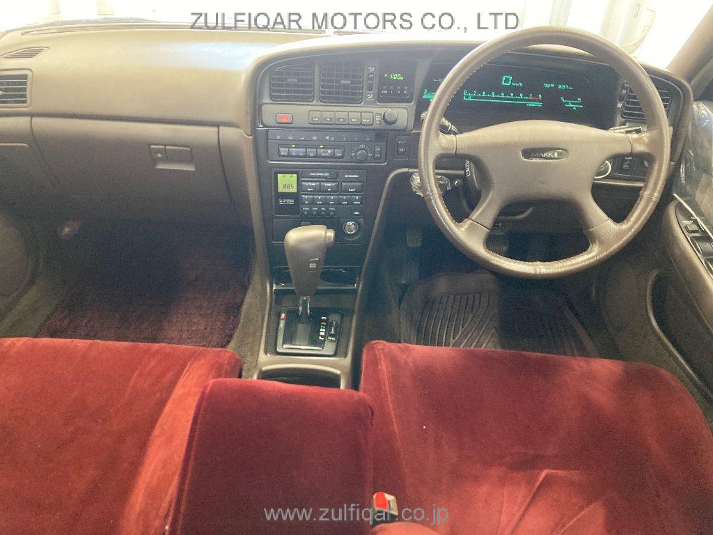 TOYOTA MARK II 1991 Image 3