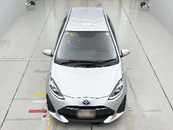 TOYOTA AQUA 2019 Image 7