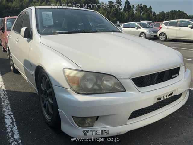 TOYOTA ALTEZZA 2000 Image 1