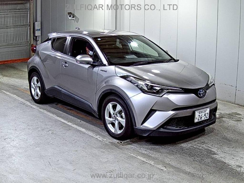 TOYOTA C-HR 2018 Image 2