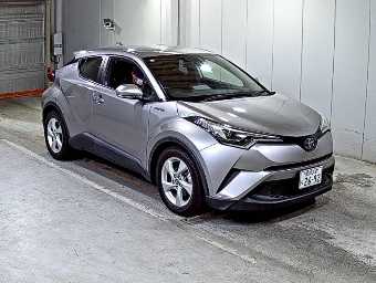 TOYOTA C-HR 2018 Image 2