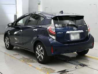 TOYOTA AQUA 2019 Image 6